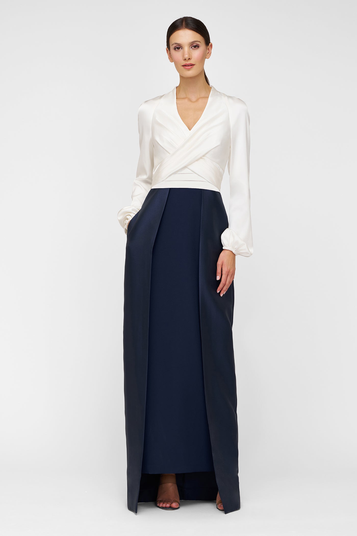 Bianca Walk Thru Gown