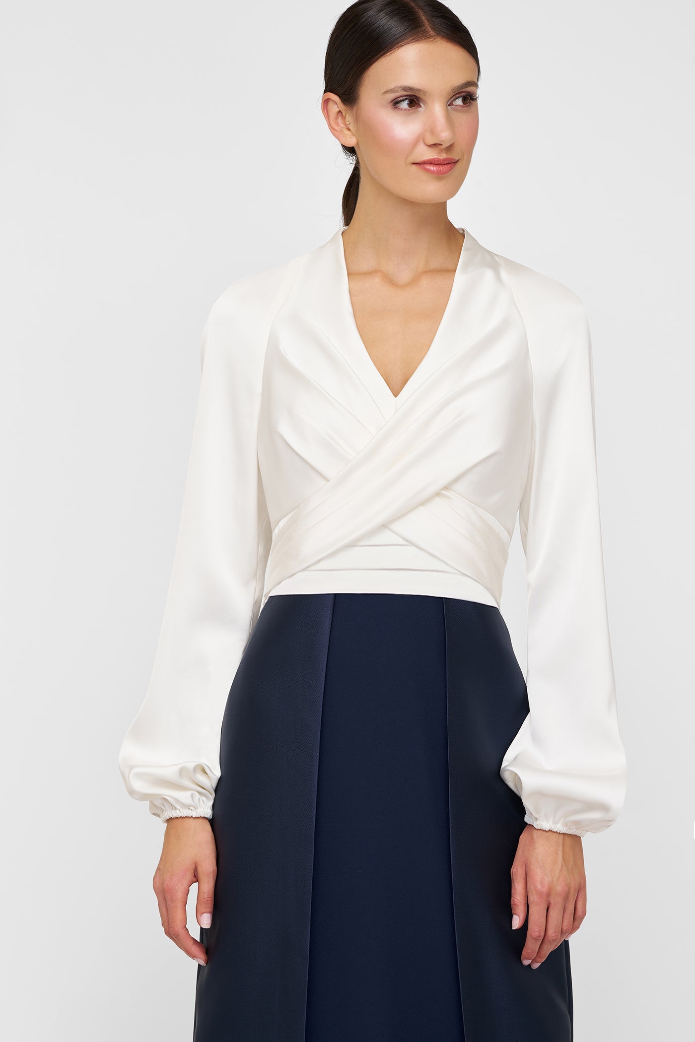 Bianca Walk Thru Gown